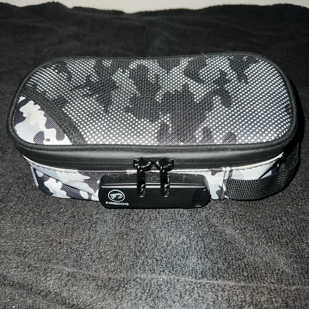 Firedog Smell Proof Locking Storage Case with Mesh Top